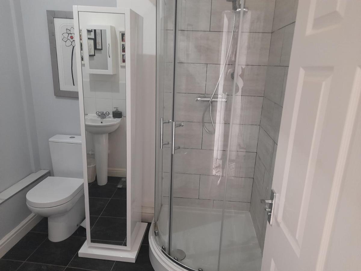 Apartament Hawarden Near Chester Zewnętrze zdjęcie